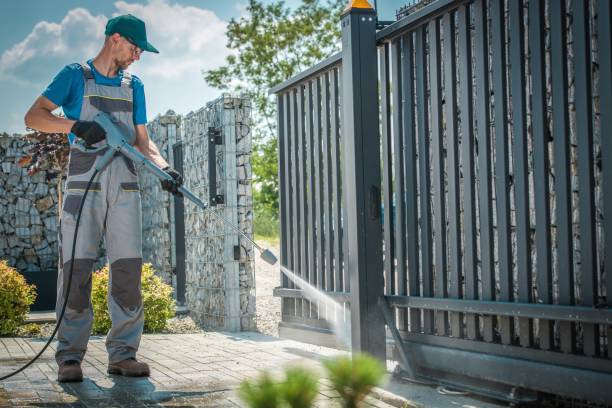 Best Window and Screen Pressure Cleaning in Clifton, IL